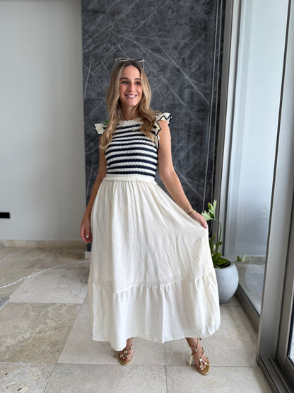 Knitted ruffled dress