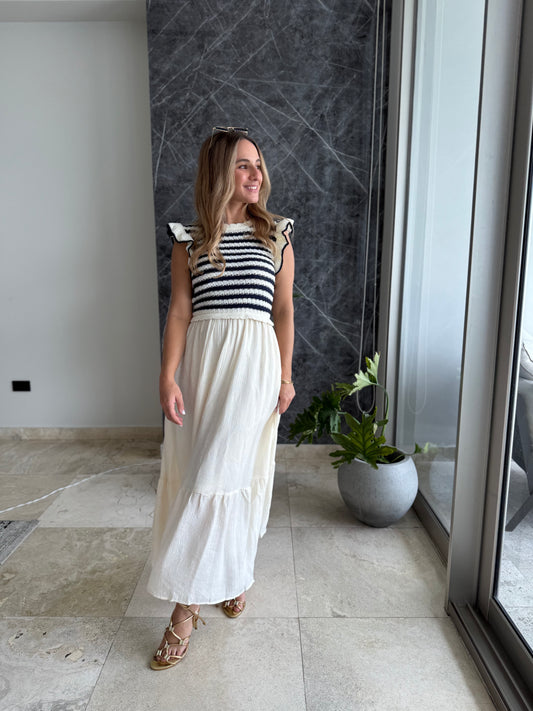 Knitted ruffled dress
