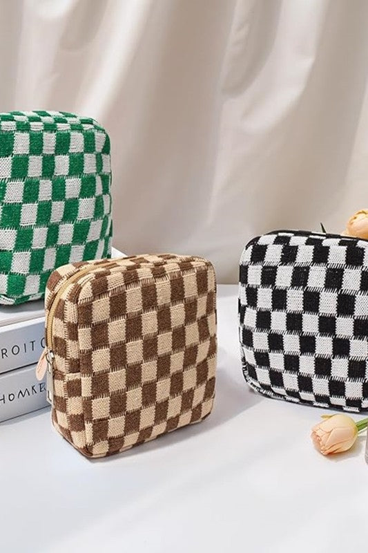 Checkerd pouch 12 nov