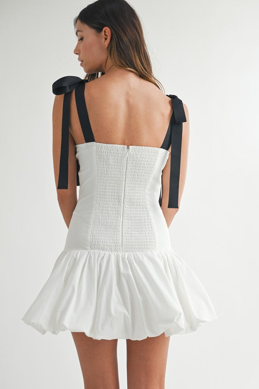 White Mia's Dress 16 nov