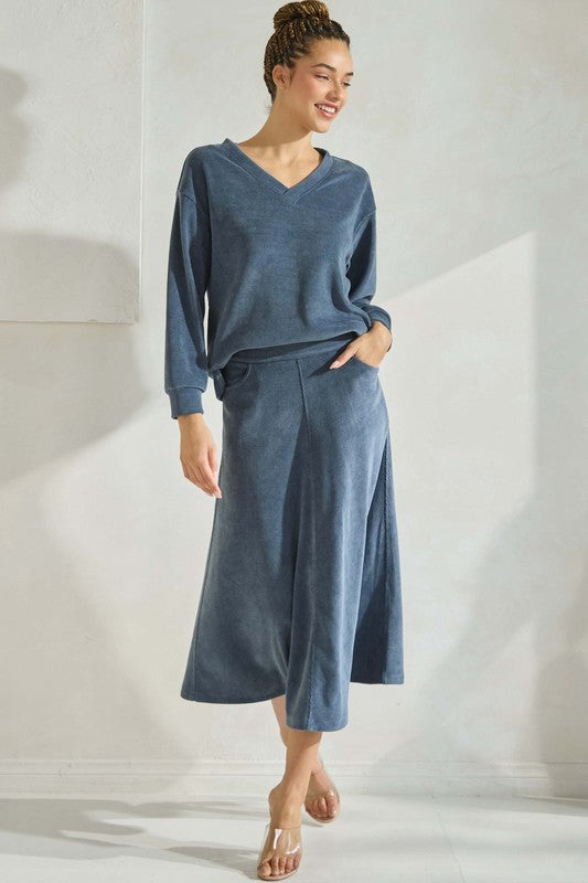 Índigo Tzniut skirt set de viaje