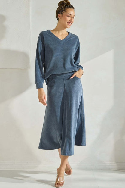 Índigo Tzniut skirt set de viaje