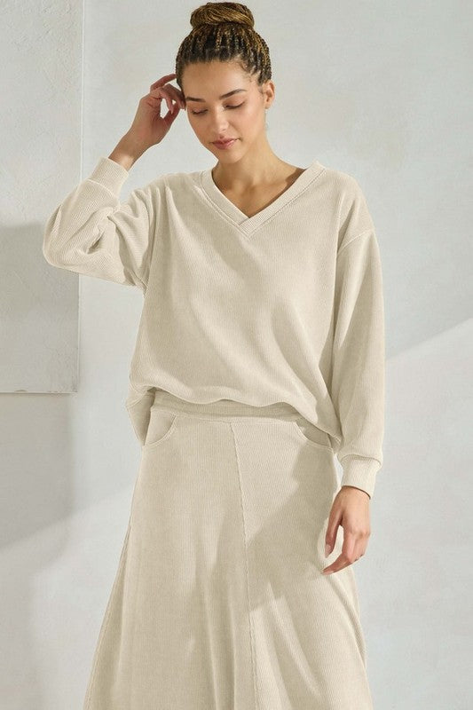 Ivory Tzniut skirt set de viaje 28 feb