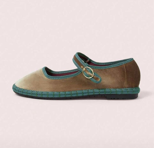 Olive DT Flats