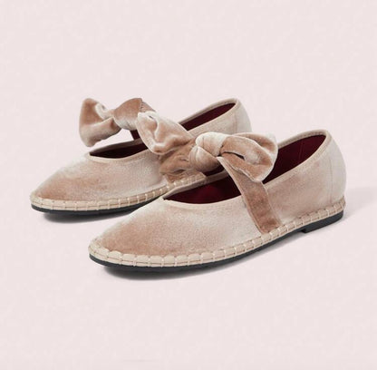 Nude bow Flats