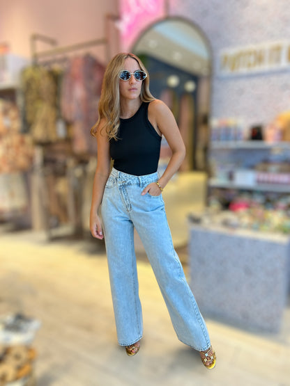 Criss cross blue jeans