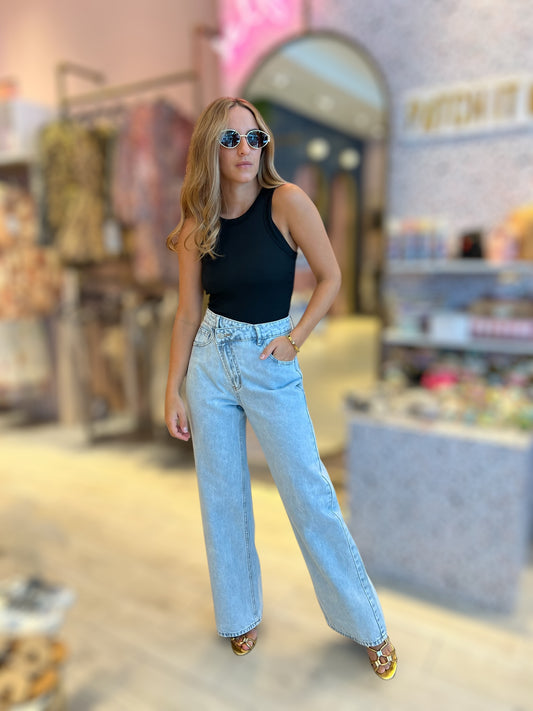 Criss cross blue jeans