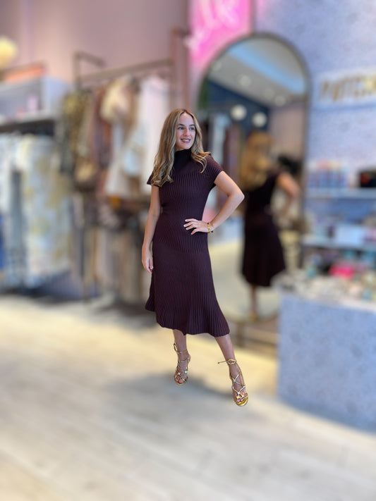 Brown ribbed dress