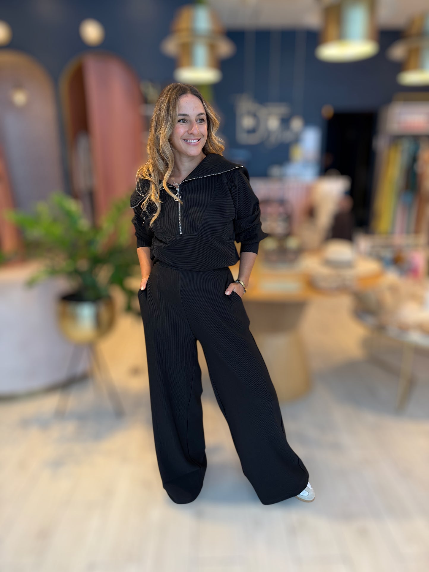 Black collared set de viaje