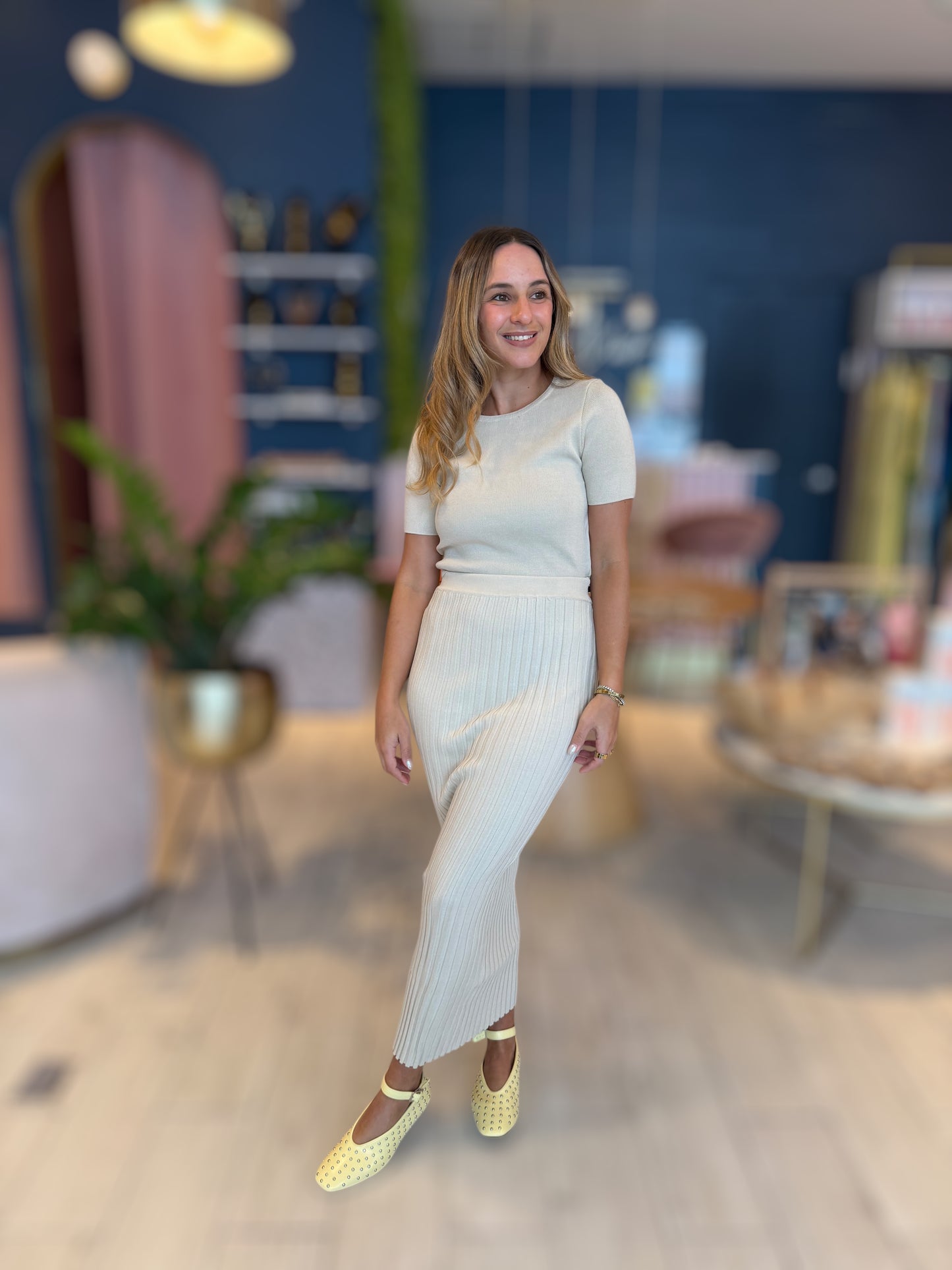 Sara's Nude ribbed skirt set