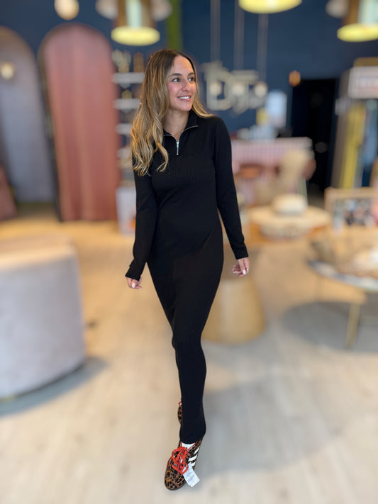 Black Cotton Tzniut Dress