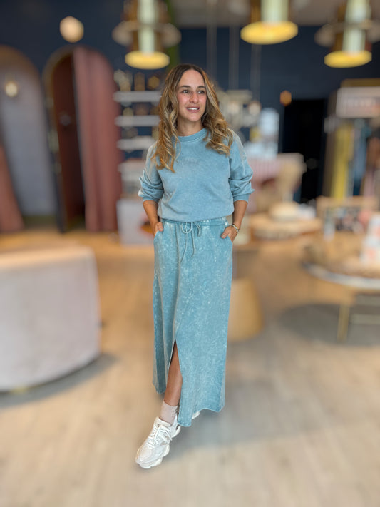 Mineral Washed Tzniut skirt set