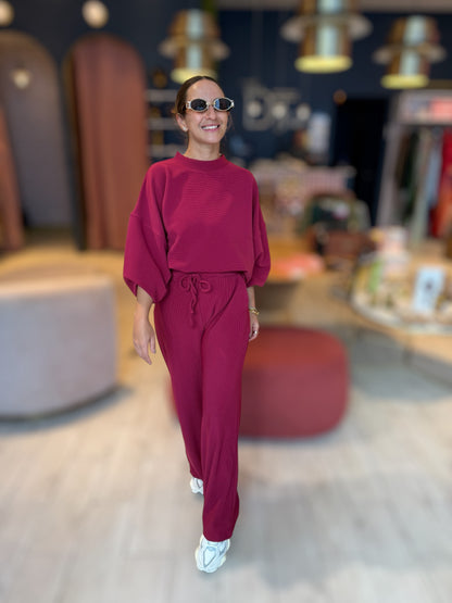 Burgundy set manga larga  de viaje