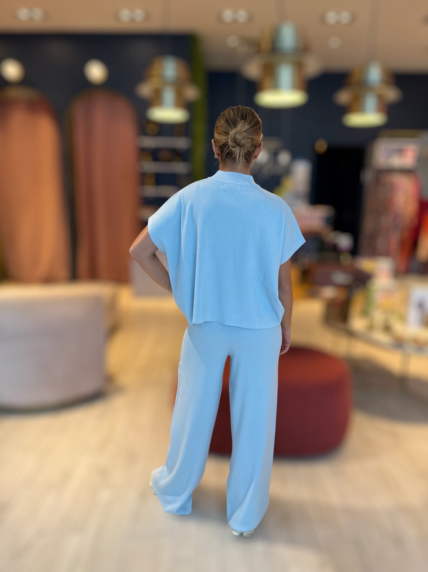 Light Blue set de viaje line texture 20 junio