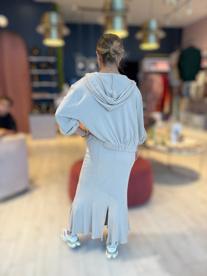 Nude Tzniut skirt set