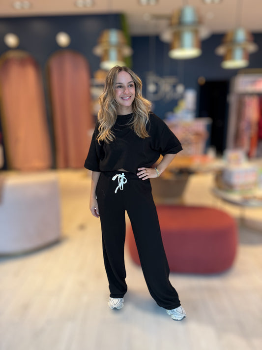 Black set con cordón  de viaje