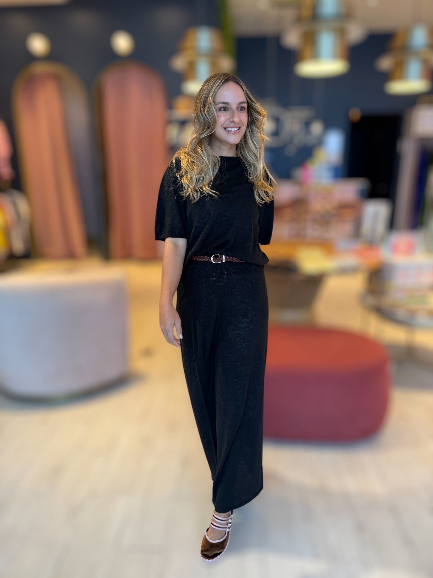 Black Tzniut skirt set