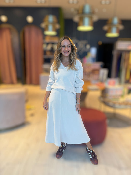 Ivory Tzniut skirt set