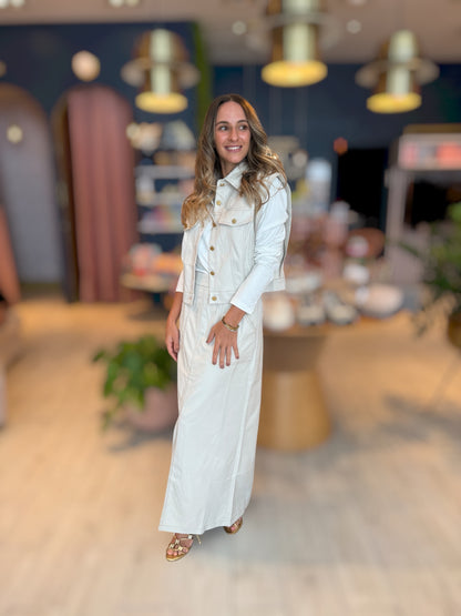 Ivory stiched skirt set