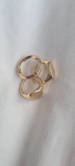 triple gold ring