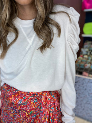 Beige puffy  shoulder long sleeve