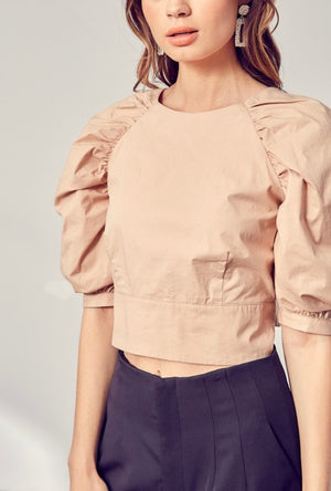 Nude puffy back bow top