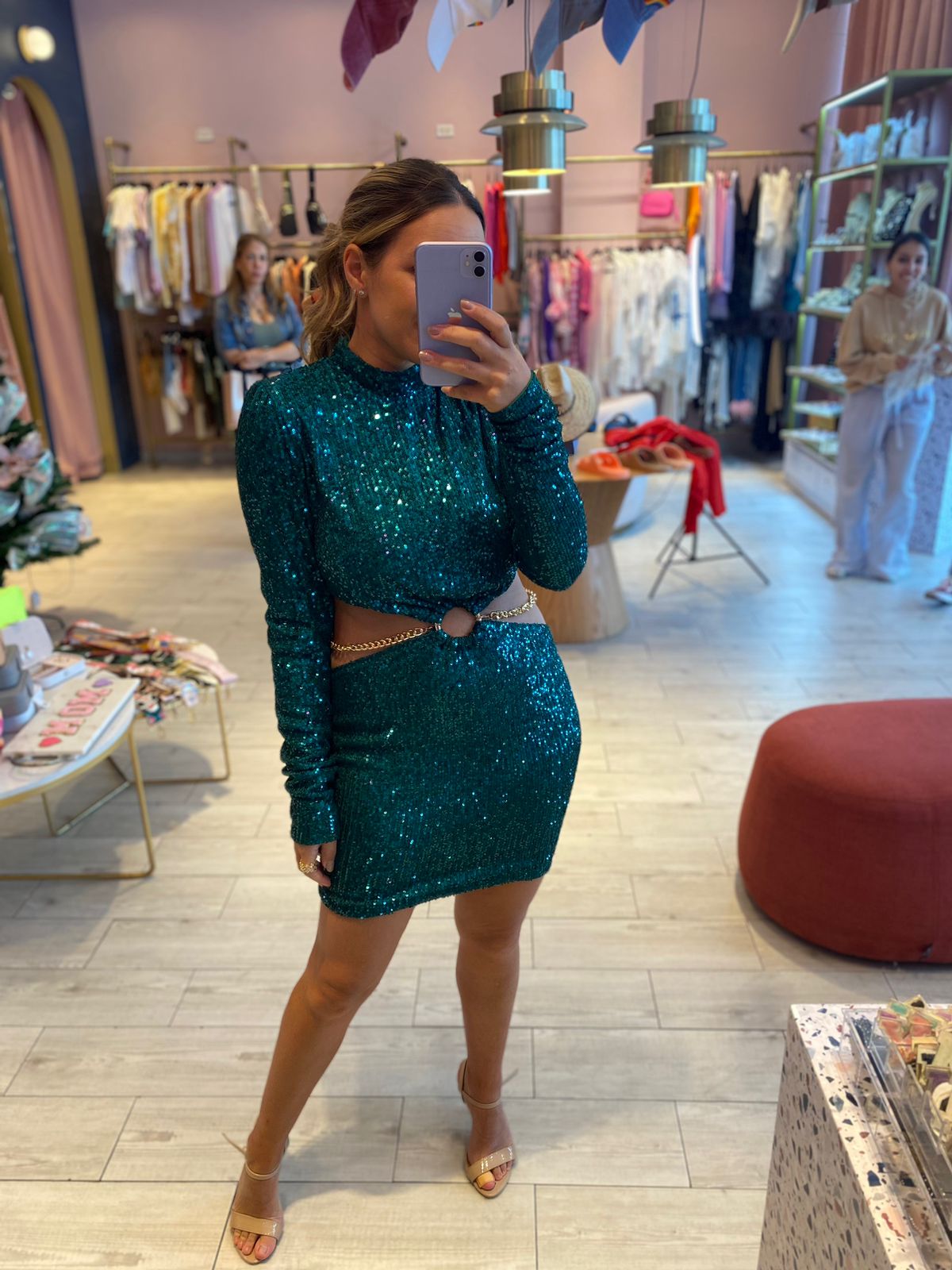 Green hunter cut out sequins dress