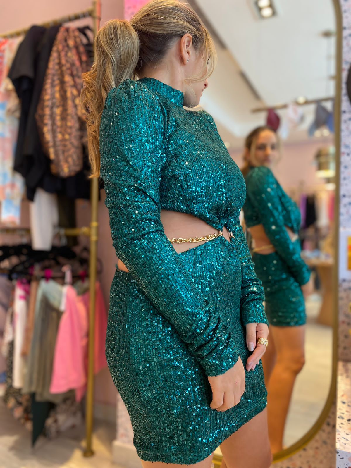 Green hunter cut out sequins dress